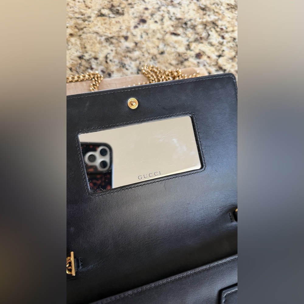 Gucci GG MATELASSÉ CHAIN WALLET * Authentic - Picture 4 of 12